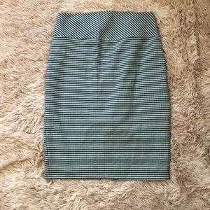 EXPRESS Houndstooth Skirt